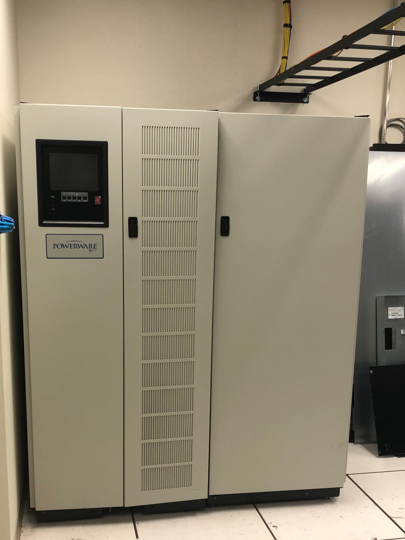 Old Powerware 9315 ready to remove, Amarillo