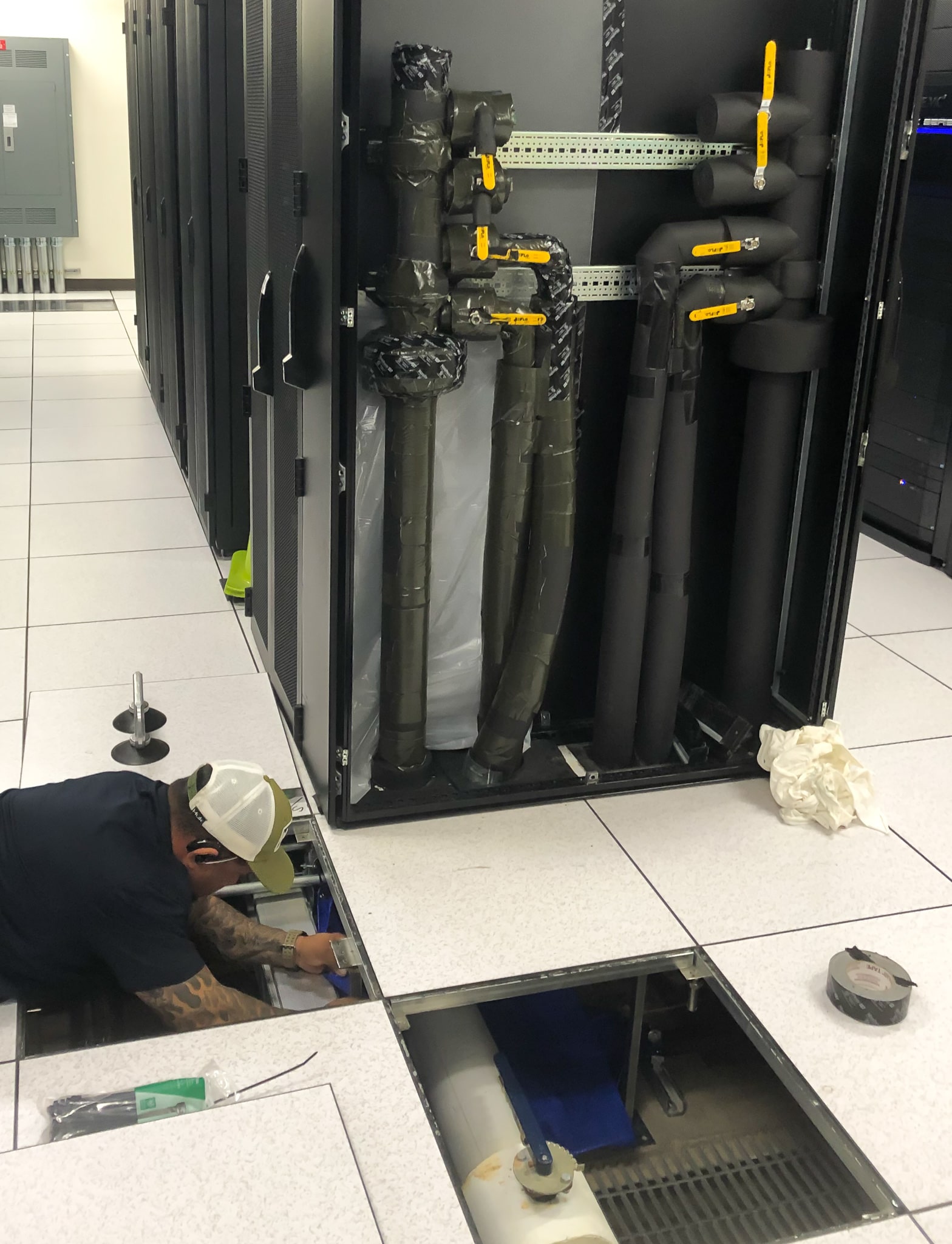Chilled water flange repair, Fort Worth data center